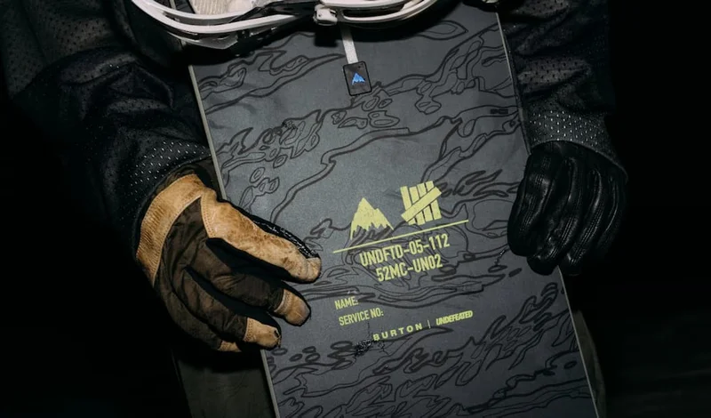 Burton x UNDEFEATED Snowboards