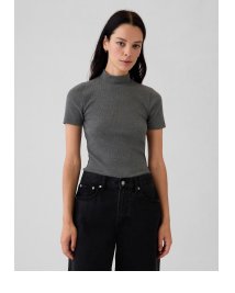 Display images to show real-time content