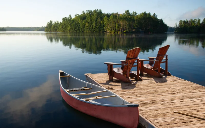 Lake Muskoka is the ultimate luxury cottage destination in Ontario and is known as the largest of the “Big Three” Muskoka lakes (along with Rosseau and Joseph).