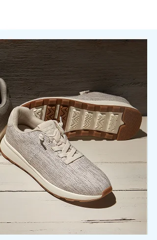 TRVL LITE Cabrillo Sneaker - Image
