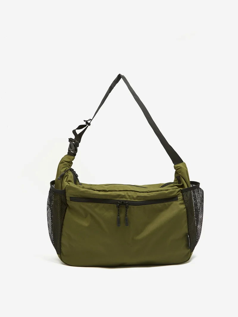 Image of Snow Peak Everyday Use Middle Shoulder Bag - Olive