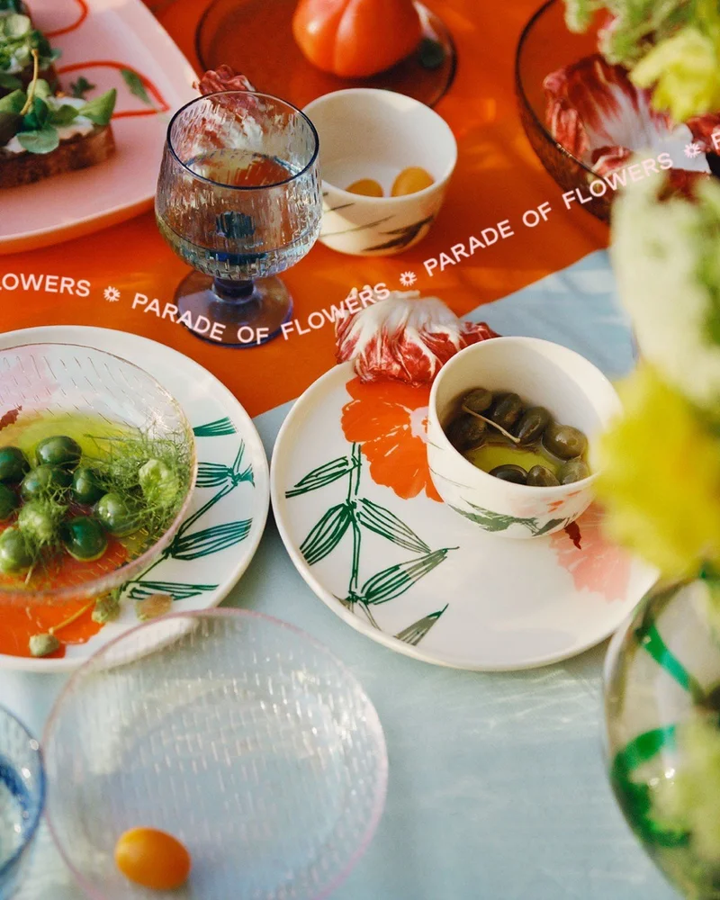Setting a summer tablescape? Setting a summer tablescape?