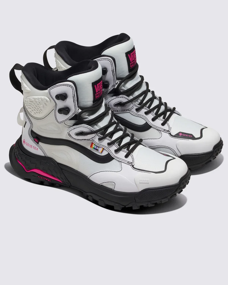 MTE Crestline GORE-TEX Pride Shoe