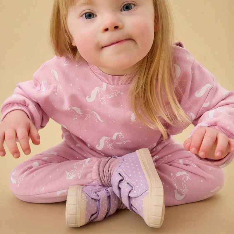 Image of KIDLY by MORI Print Canvas Sneakers - Lilac Spot