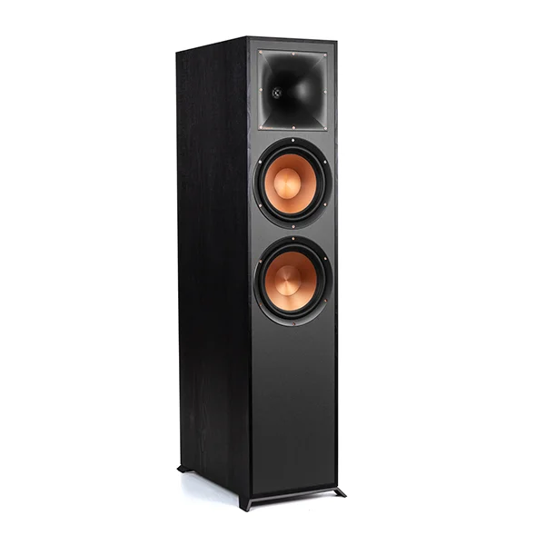 R-820F on white