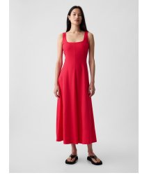 Display images to show real-time content