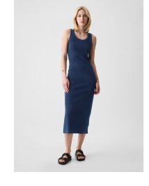 Display images to show real-time content