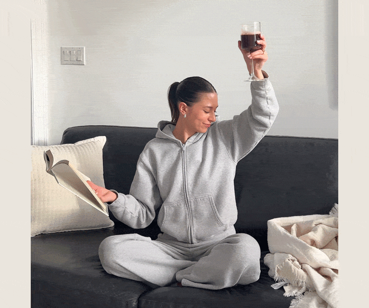 Taxing Times Call For Relaxing Pours | De Soi was made for these moments. | Relax Sans Regret