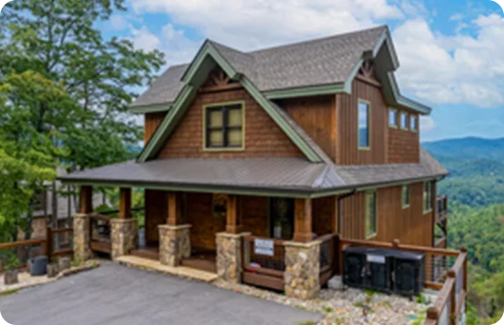 Settle into a private cabin with classic Smoky Mountain charm and peaceful forest surroundings in Sevierville, Tennessee.