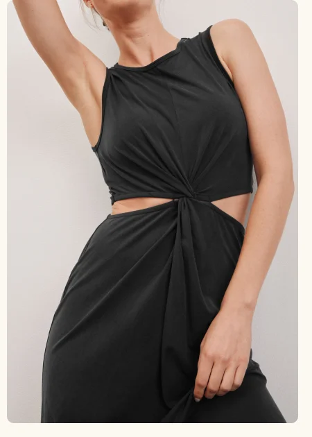 Around The World Front Twist Dress in Black