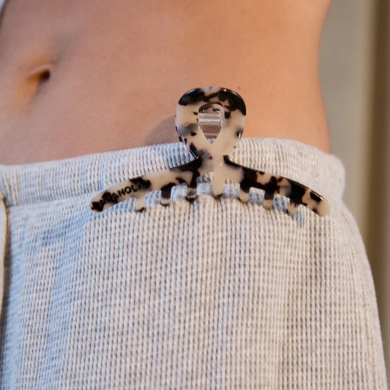 Tortoise Hair Clip - Brown