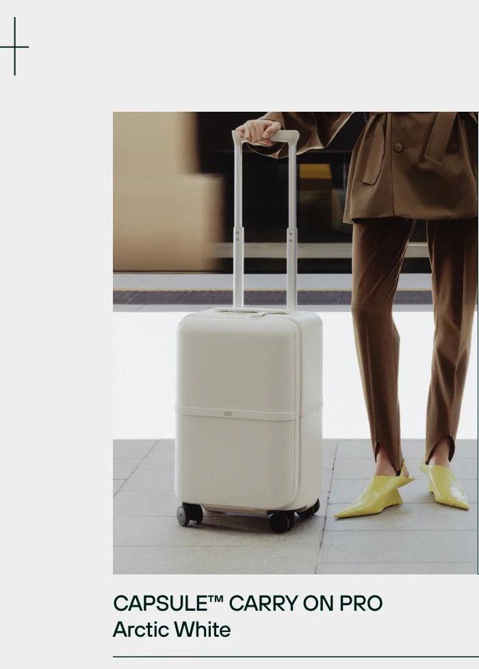 Capsule™ Carry On Pro