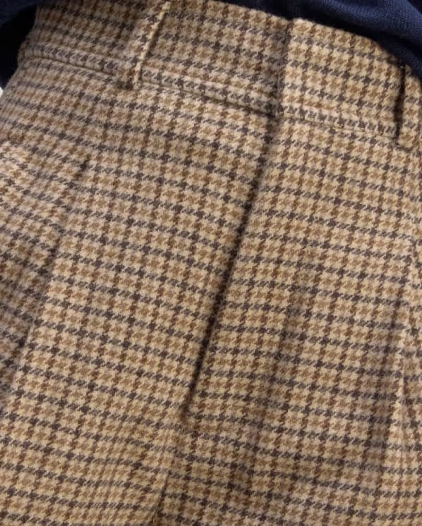 [Image] The Draper Pant in Wooln | Camel Houndstooth