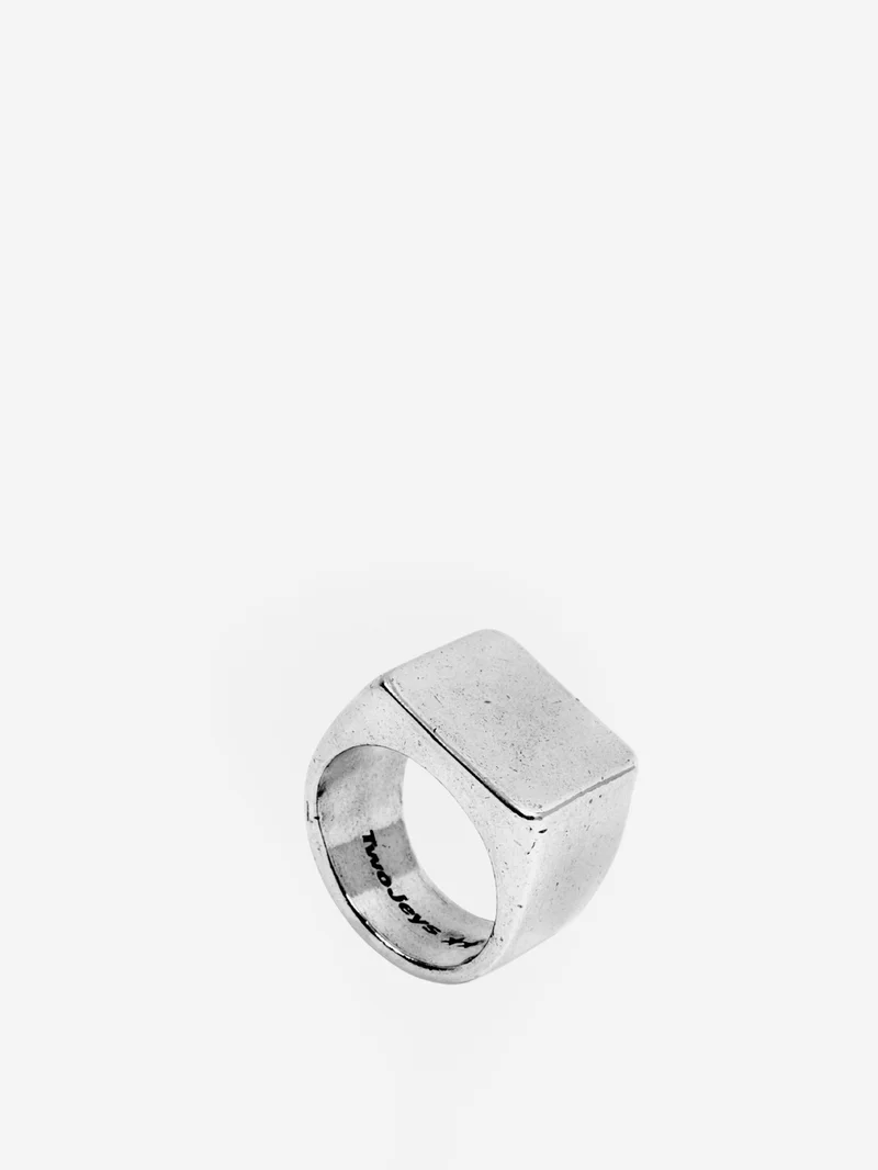 Image of TWO JEYS Squared Ring Silver - Silver