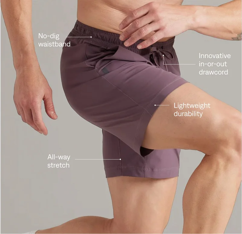 Pursuit Short features