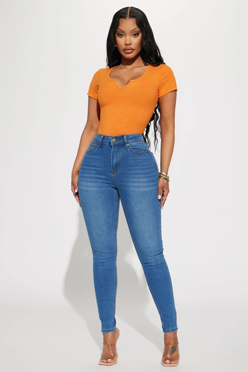 Image of Vibe Check Curvy Stretch Skinny Jeans - Medium Wash