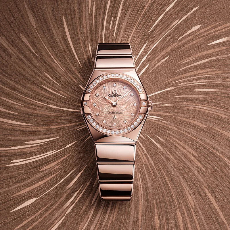 The Constellation Supernova, 28 mm. This model is crafted in 18K Sedna™ Gold, and features a radiant diamond-paved bezel with a Sedna™ Gold dial.