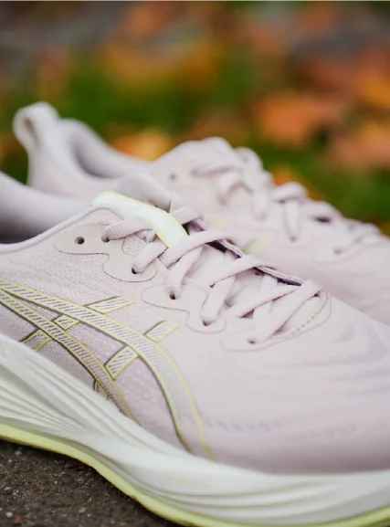 Women's ASICS Gel-Cumulus 27
