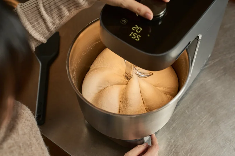 Ooni Halo Pro Spiral Mixer: Perfect for sourdough loaves and pizza