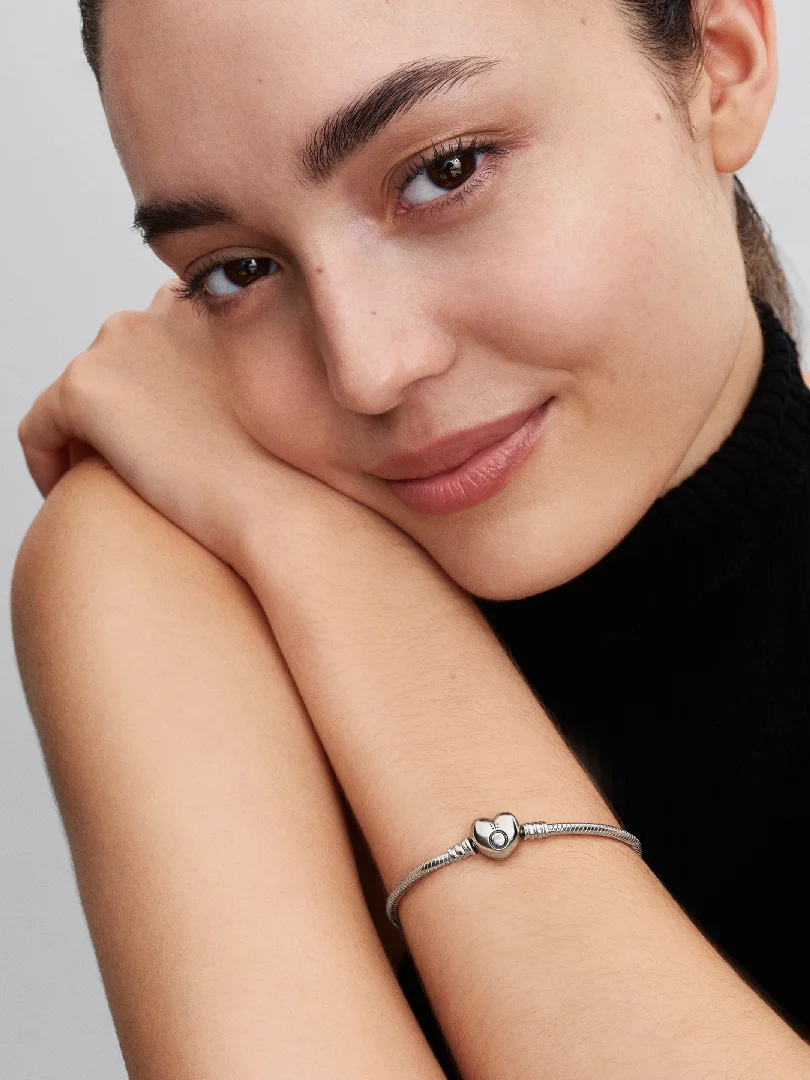 Moments Heart & Snake Chain Bracelet Moments Heart & Snake Chain Bracelet