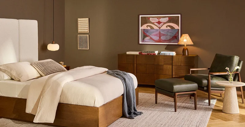 Shop bedroom.