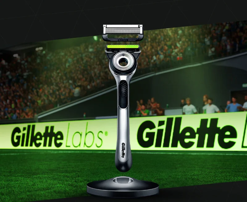 GilletteLabs with Exfoliating Bar Razor GilletteLabs with Exfoliating Bar Razor