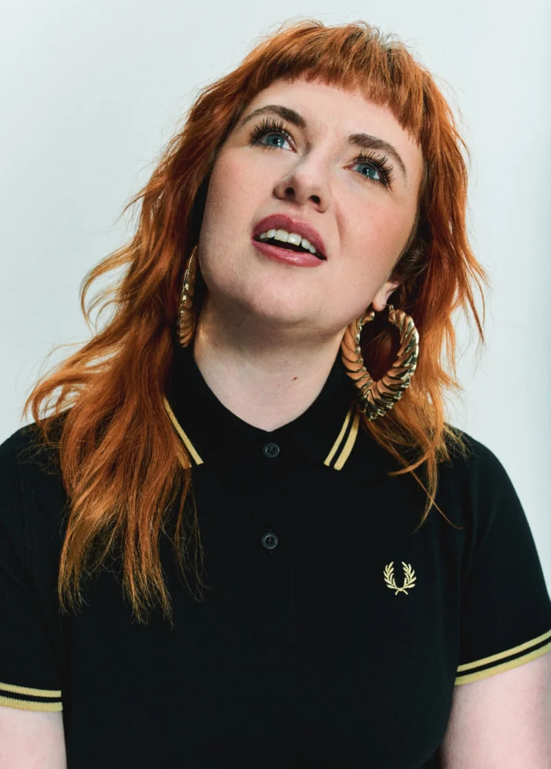 Black / Champagne: The Fred Perry Shirt Women