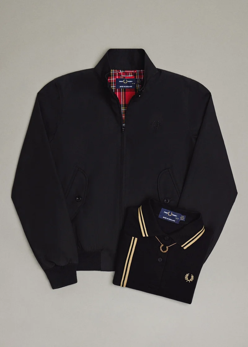 Black / Champagne: meet the iconic colourway