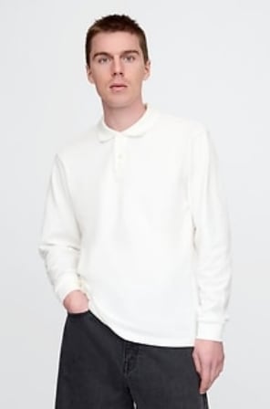 Display images to show real-time content