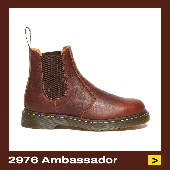 2976 Ambassador Leather Chelsea Boots