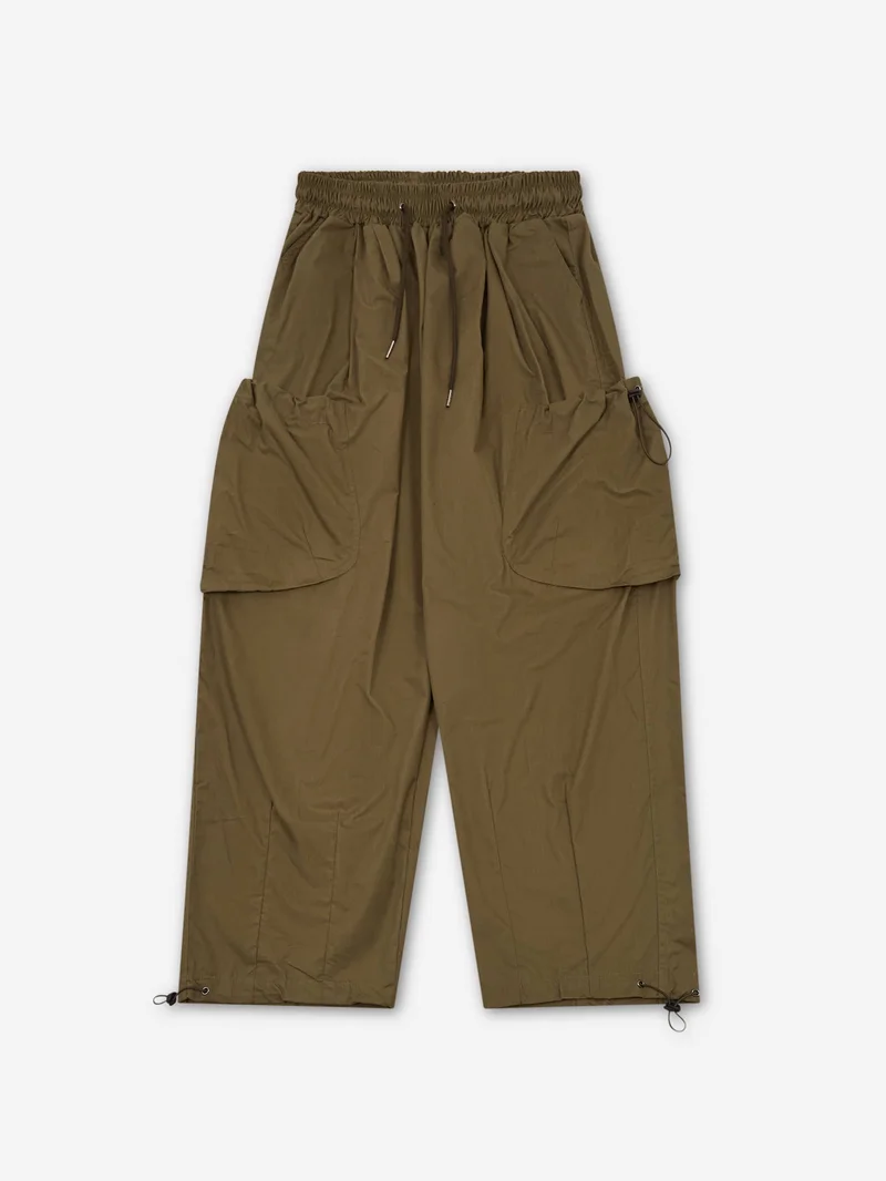 Image of Estudio Niksen Bungee Strap Cargo Pants - Khaki