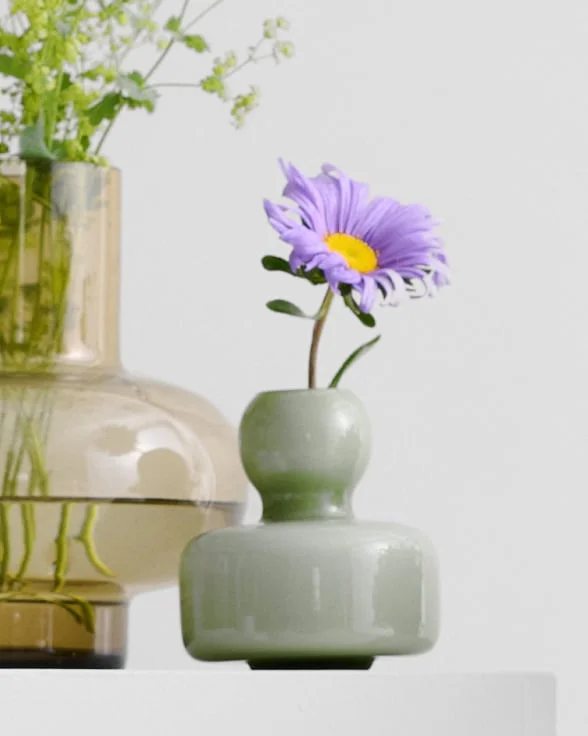 Flower vase