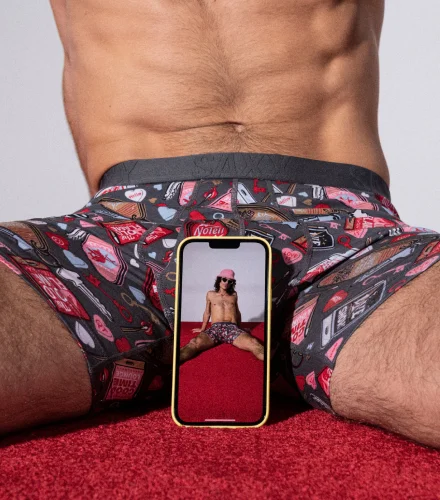 Complimentary Valentine's Day Free Shipping