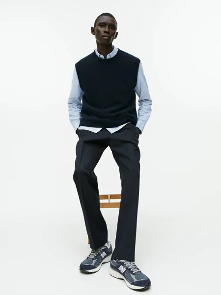Wide Wool Trousers Black / Wool blend fabric model img