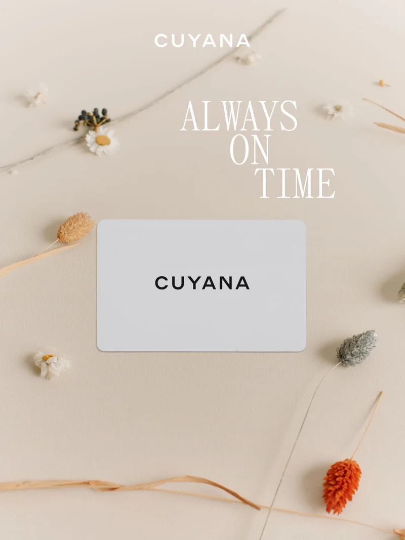 Cuyana Always On Time