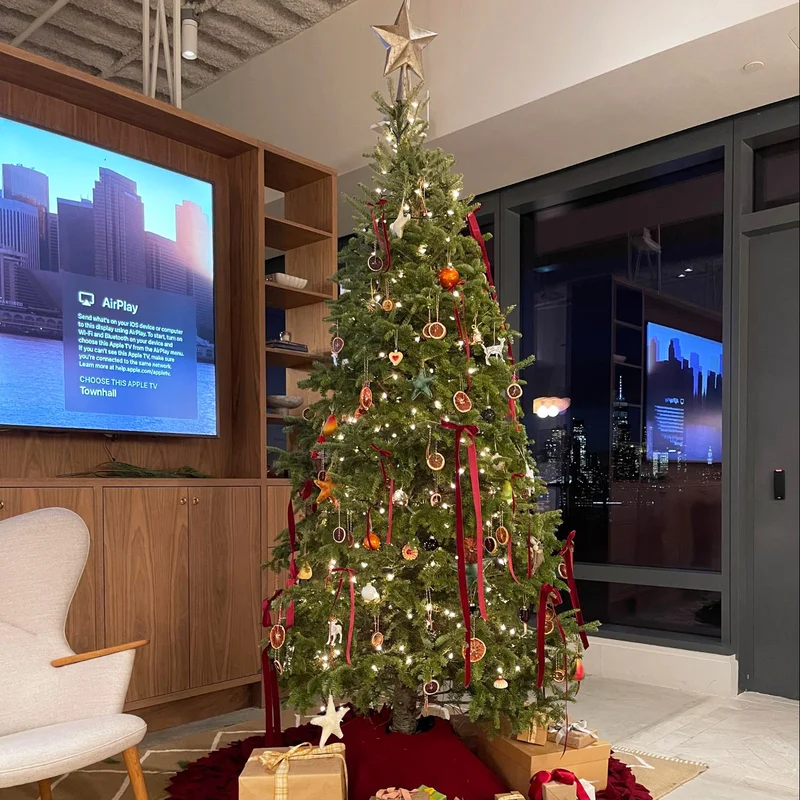 FOLLOW AMANDA ON INSTAGRAM