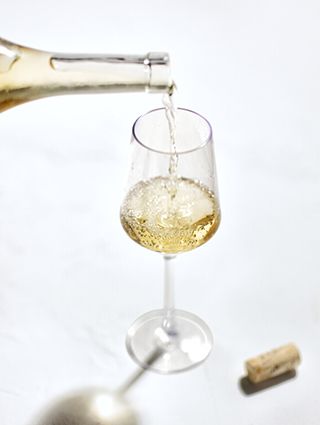 20% off bestselling Tour wine glasses