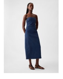 Display images to show real-time content