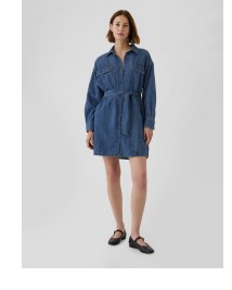 Display images to show real-time content