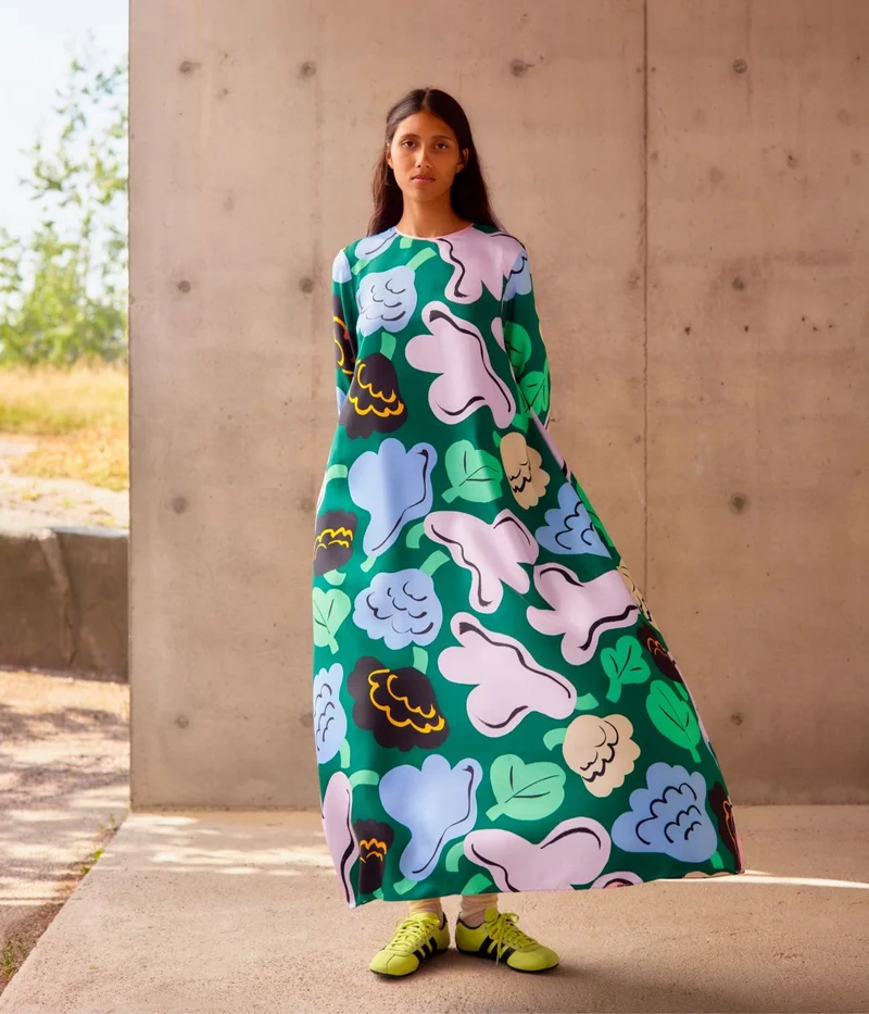 Kaunista Kukasta Kukkaan Silk dress