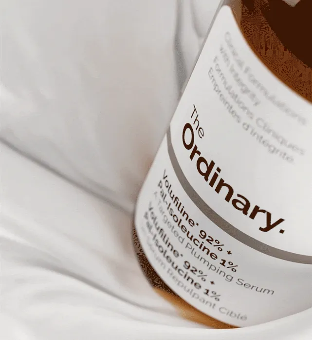 Volufiline 92% + Pal-Isoleucine 1% is a plumping serum formulated to address volume loss.