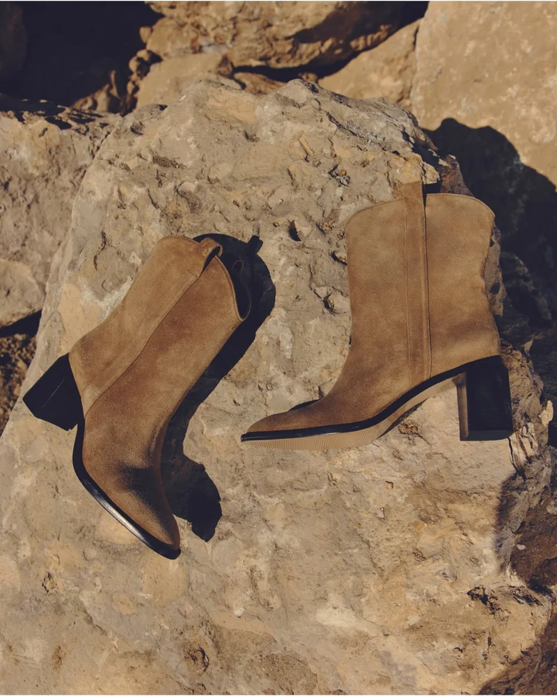 [Image] The Outlaw Boot | Sand