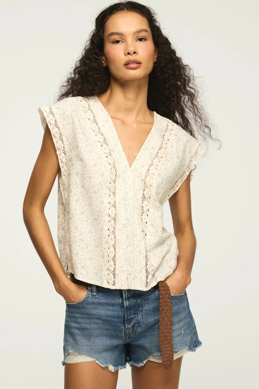 Image of Lucky Brand Linen Lace Trimmed V Neck Top - Women's Clothing V Neck Tops Tee Shirts in Gardenia