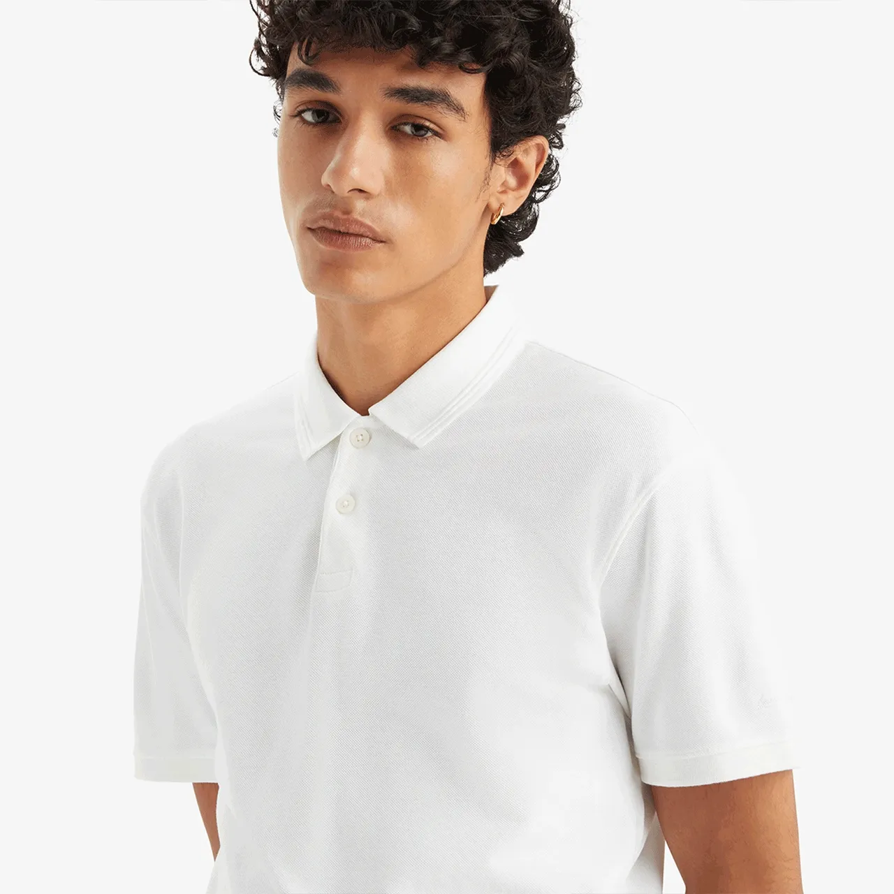 SHOP WHITE