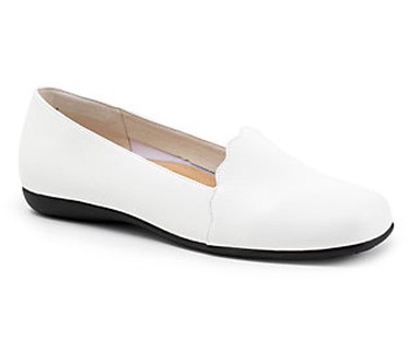 Trotters Women's Sage Flats  Size 8-1/2 Narrow  White