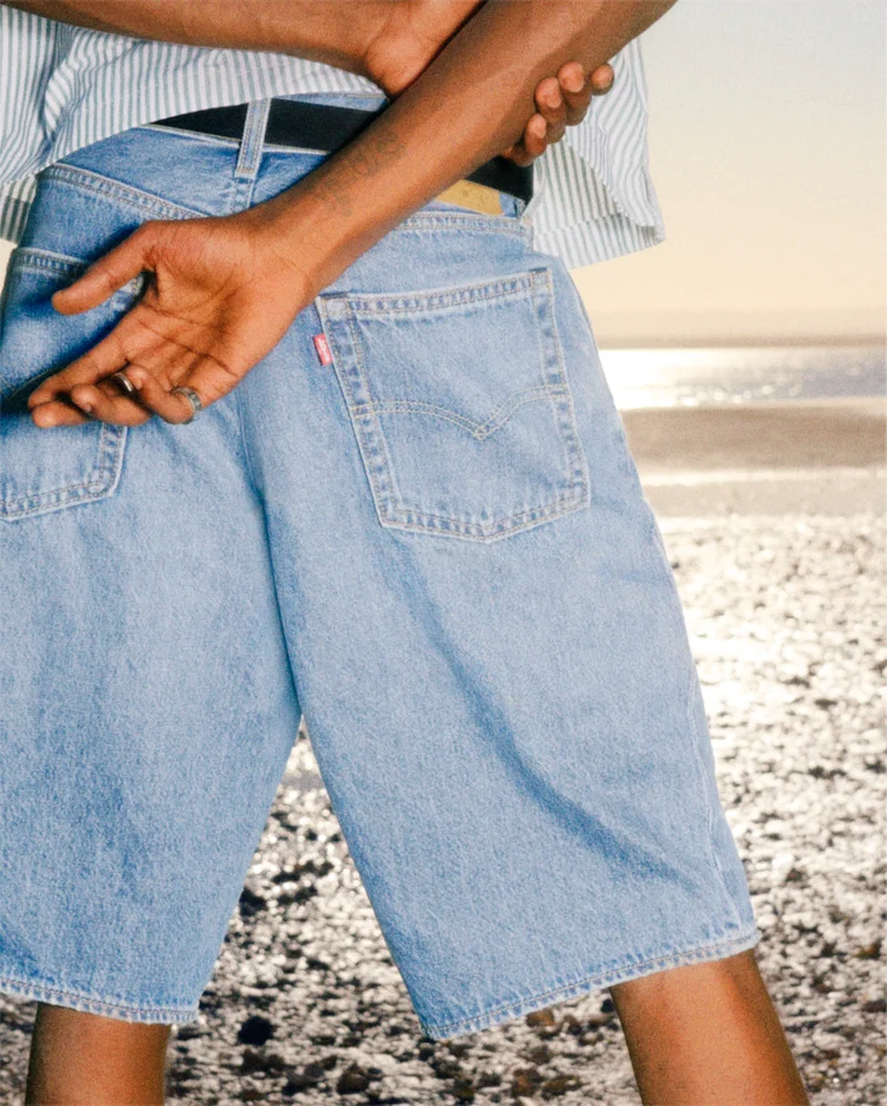SHOP SHORTS