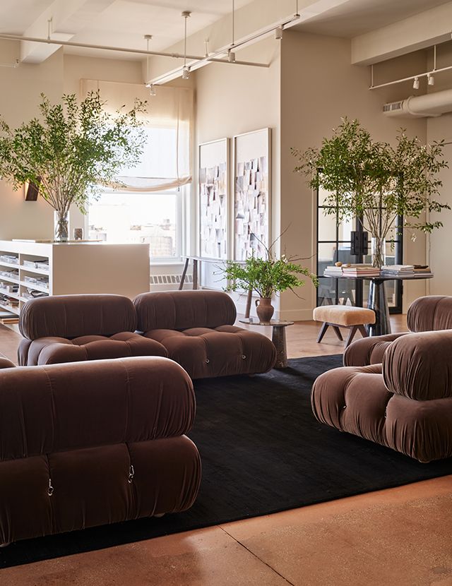 About our Laval rug, Jeremiah said: “Black rugs always feel super sophisticated. They add a lot of ‘wow’ to any aesthetic & they’re highly durable.”