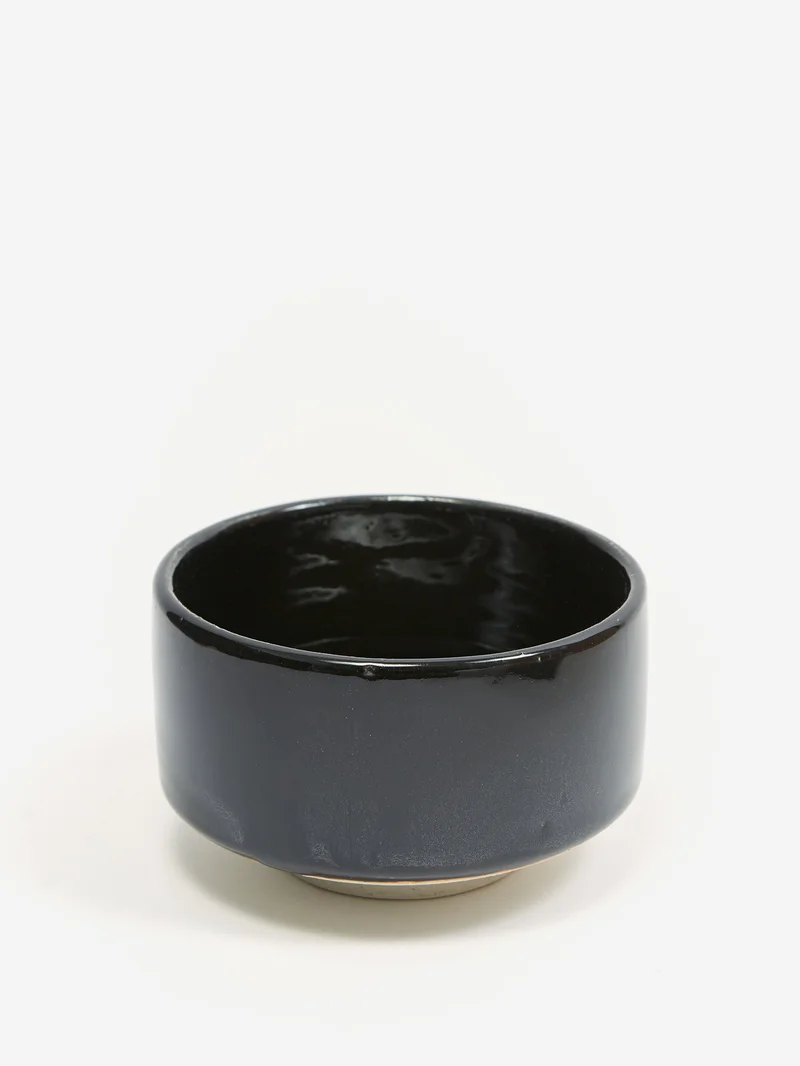 Image of HEÜGE Mino-ware Matcha Bowl Setoguro - Black