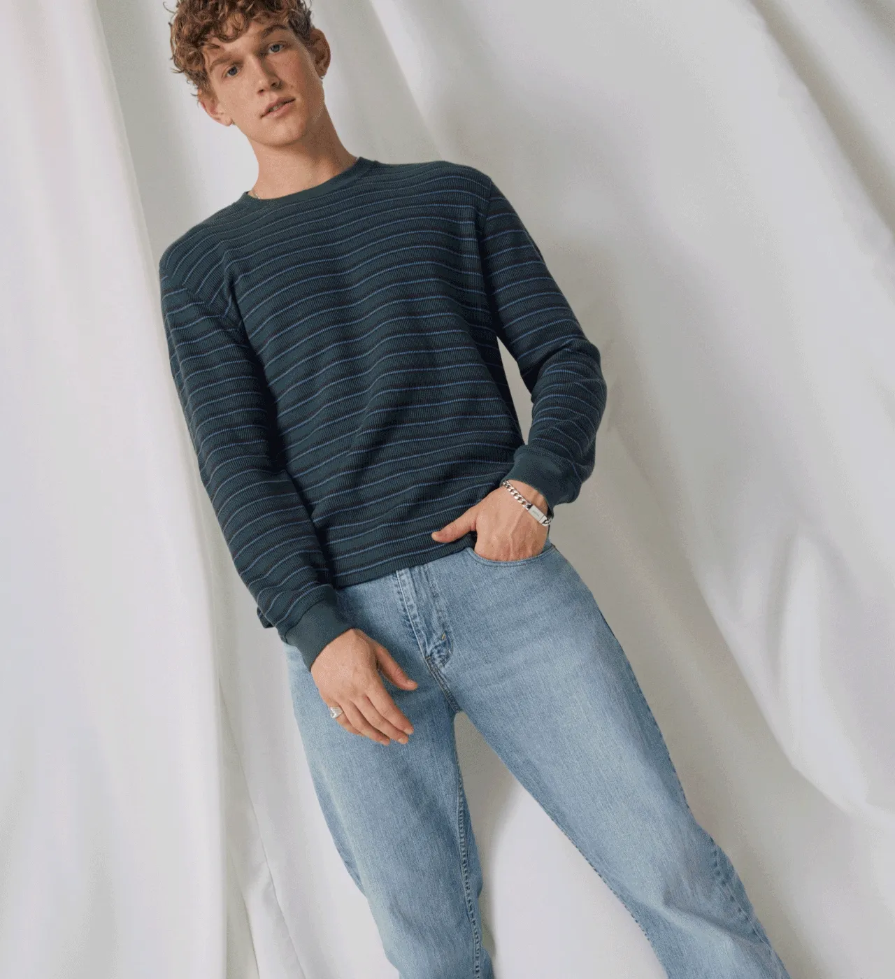 SHOP STRAIGHT FITS