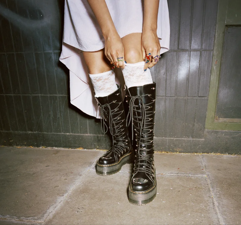 1B60 MAX KNEE HIGH PLATFORM BOOTS